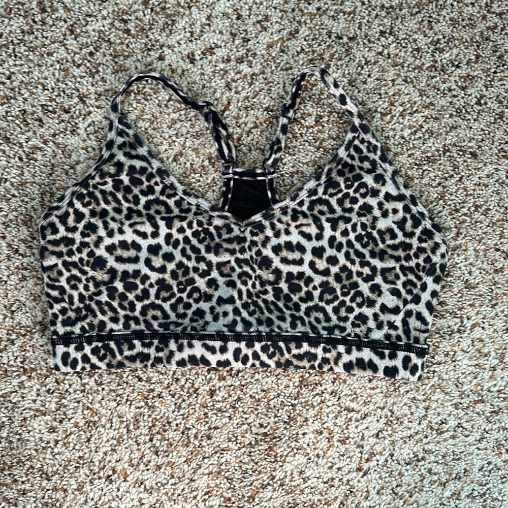 Zyia sports bra size medium